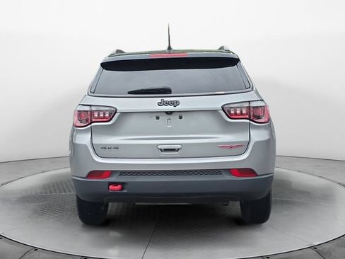 Used 2020 Jeep Compass Trailhawk AWD/4WD image 4