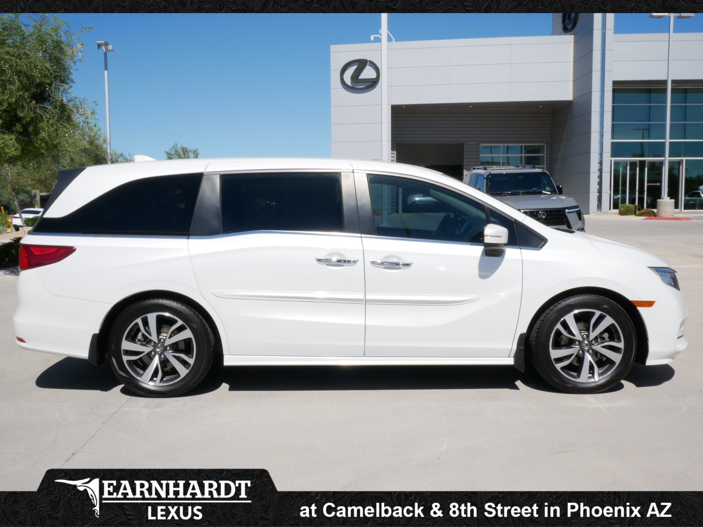 Used 2022 Honda Odyssey Touring image 11