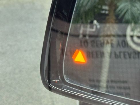 Used 2016 Mercedes-Benz GLE 450 4MATIC image 32