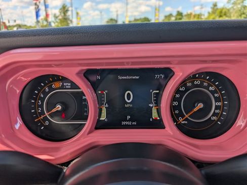 Used 2024 Jeep Wrangler Unlimited Sport AWD/4WD image 21