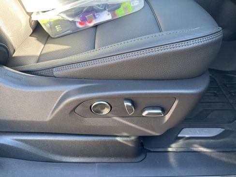 New 2026 GMC Yukon XL Denali w/ LPO, Floor Liner Package image 28