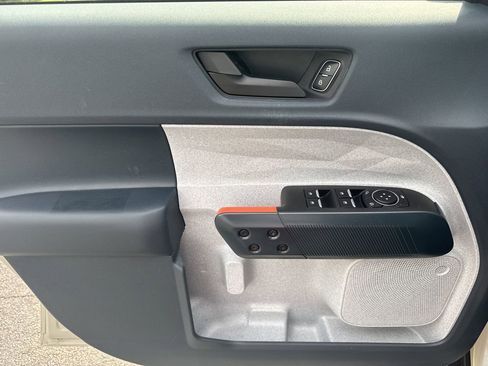 Used 2024 Ford Maverick XLT FWD image 10