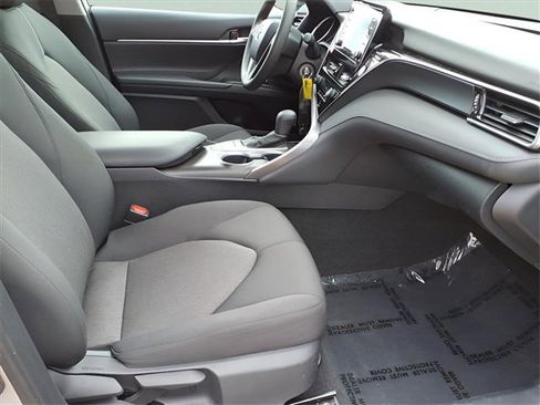 Used 2024 Toyota Camry LE image 19