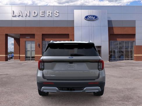 New 2026 Ford Explorer Platinum RWD image 5
