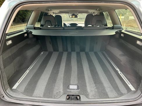 Used 2013 Volvo XC70 3.2 image 32