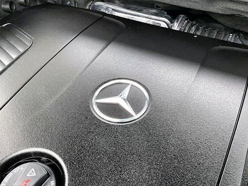 Used 2025 Mercedes-Benz GLE 350 4MATIC image 34