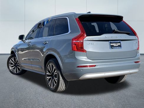 Used 2022 Volvo XC90 T6 Momentum image 40