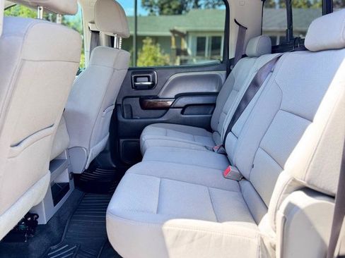 Used 2017 GMC Sierra 1500 SLE w/ SLE Value Package AWD/4WD image 17