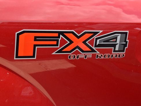 Used 2019 Ford F150 XLT w/ Equipment Group 302A Luxury image 10