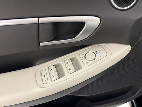 Used 2025 Hyundai Sonata SEL image 19