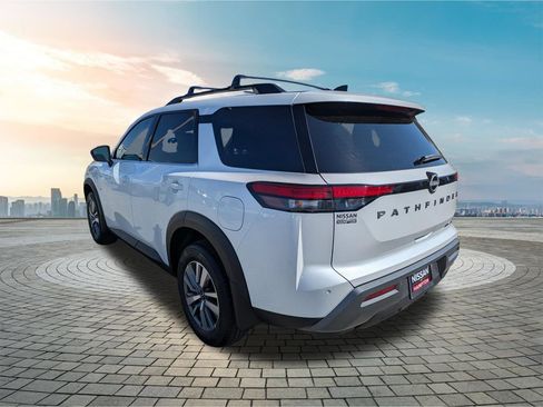New 2026 Nissan Pathfinder SL AWD/4WD image 6
