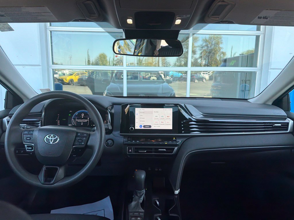 Used 2025 Toyota Camry LE FWD image 19