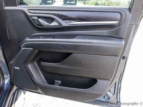 Used 2021 GMC Yukon Denali w/ LPO, Illumination Package image 32