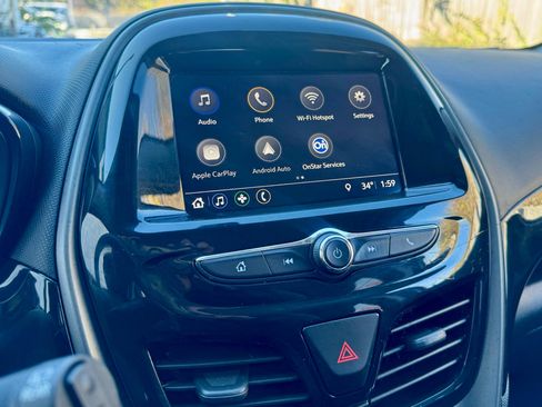 Used 2020 Chevrolet Spark LT image 31