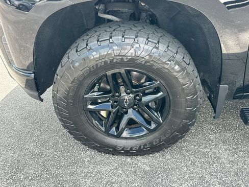 Used 2021 Chevrolet Silverado 1500 LT Trail Boss w/ Convenience Package II AWD/4WD image 30
