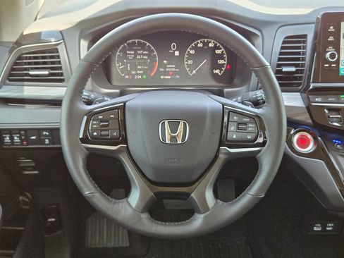 Used 2025 Honda Odyssey Elite image 20