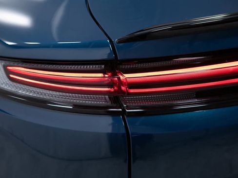 Certified 2024 Porsche Cayenne Coupe image 37