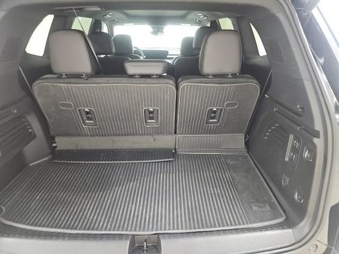 Used 2025 Buick Enclave Avenir w/ Super Cruise Package AWD/4WD image 9