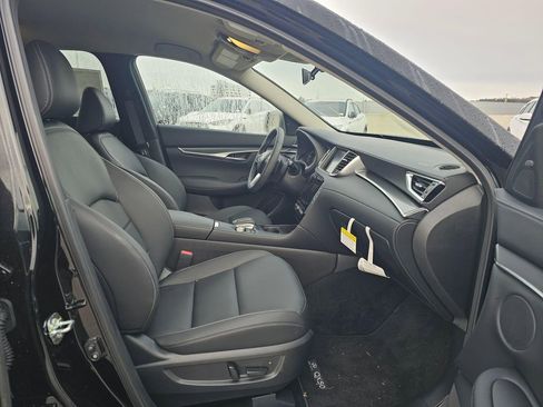 New 2025 INFINITI QX50 Pure image 11