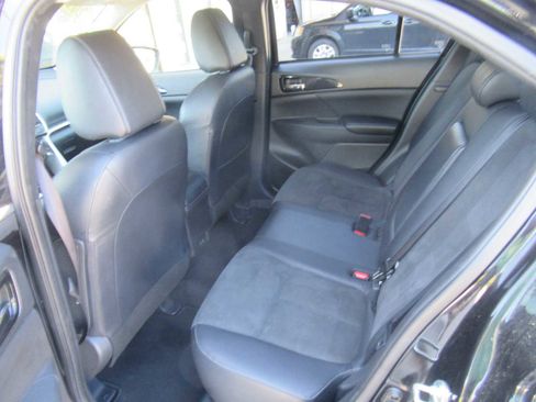 Used 2024 Mitsubishi Eclipse Cross SE image 42