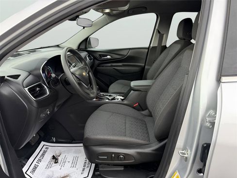 Used 2022 Chevrolet Equinox LT image 11