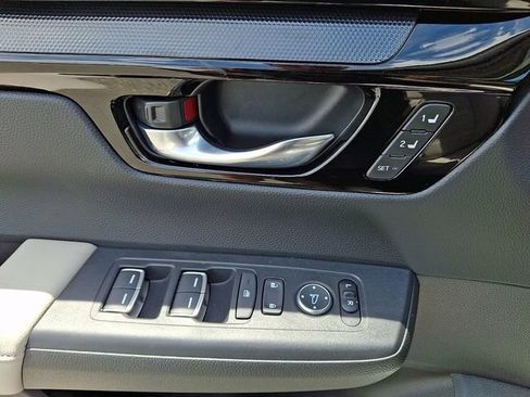 Used 2026 Honda CR-V EX-L image 13