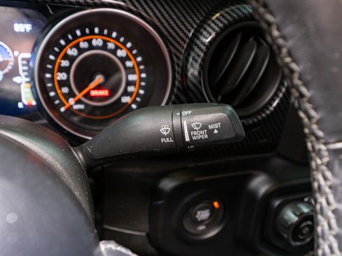 Used 2021 Jeep Gladiator Sport AWD/4WD image 27