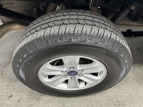 Used 2015 Ford F150 XLT w/ Equipment Group 301A Mid image 17