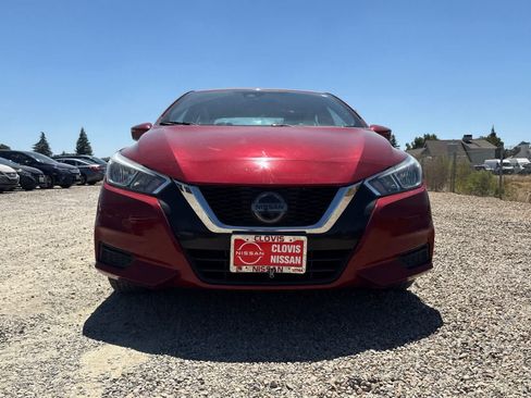 Used 2020 Nissan Versa SV FWD image 11