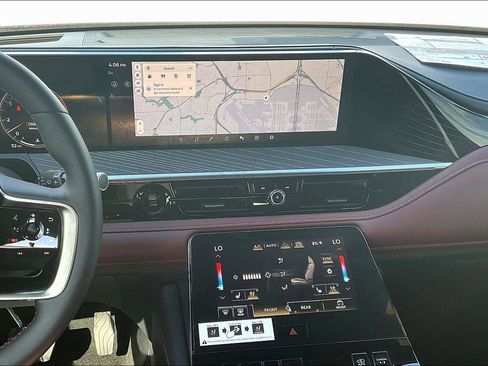 New 2026 INFINITI QX80 Autograph w/ Premium Cargo Package image 19