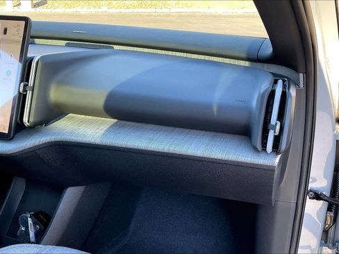 New 2026 Volvo EX30 Ultra w/ Climate Package image 28