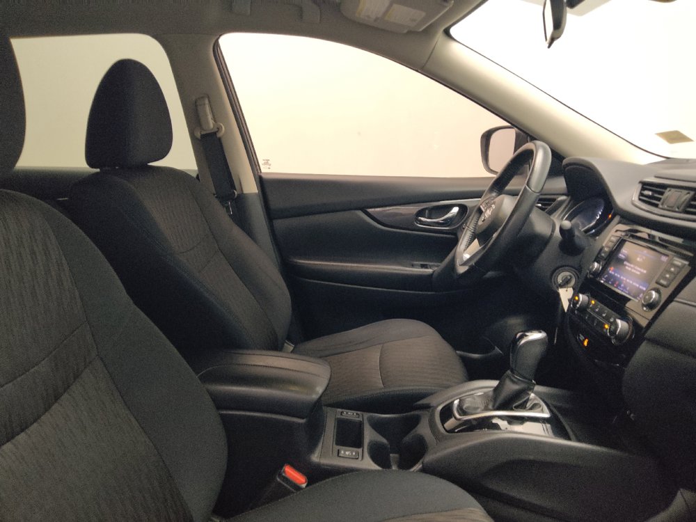 Used 2019 Nissan Rogue S w/ Special Edition Package FWD image 21