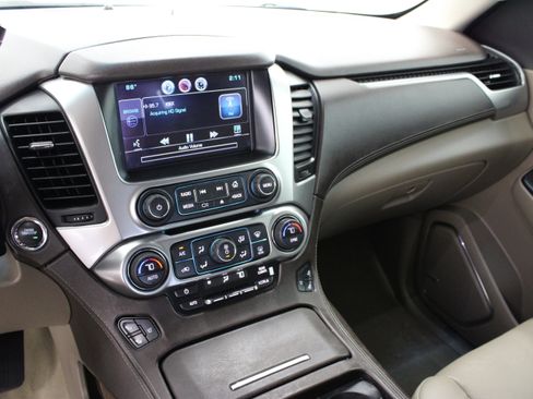 Used 2015 Chevrolet Tahoe LTZ RWD image 16