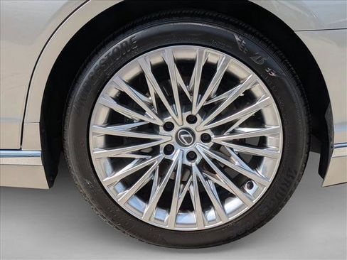 Used 2024 Lexus LS 500 AWD w/ Interior Upgrade Package image 26