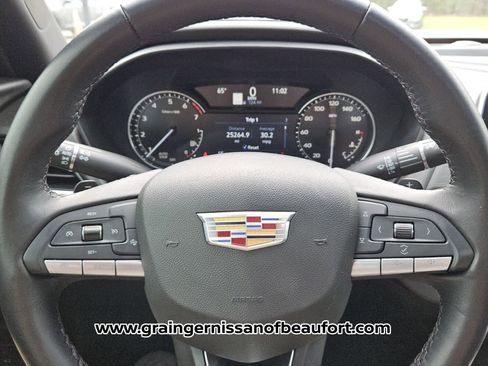 Used 2025 Cadillac CT4 Luxury RWD image 11