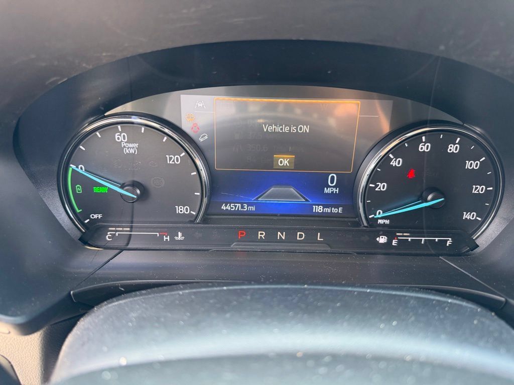 Used 2022 Ford Escape SE w/ Convenience Package FWD image 30