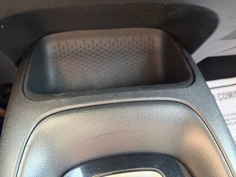 Used 2022 Toyota Corolla LE FWD image 26
