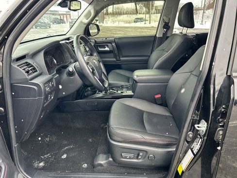Certified 2023 Toyota 4Runner TRD Off-Road Premium image 10