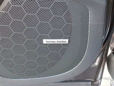 New 2026 Subaru Ascent Limited image 17