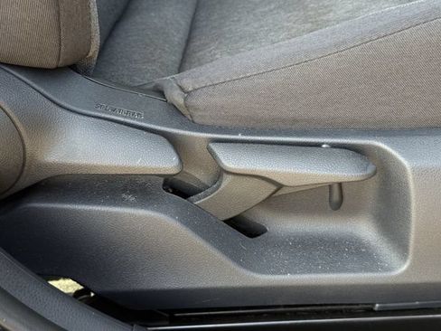 Used 2025 Toyota Camry LE FWD image 31