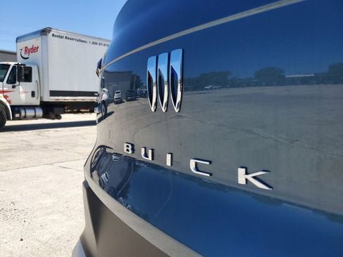 New 2026 Buick Envista Preferred image 7