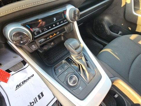 Used 2023 Toyota RAV4 LE image 34