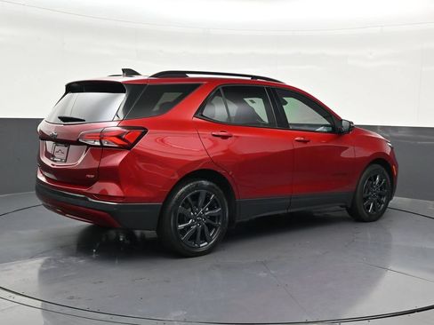 Used 2023 Chevrolet Equinox RS w/ RS Leather Package FWD image 5