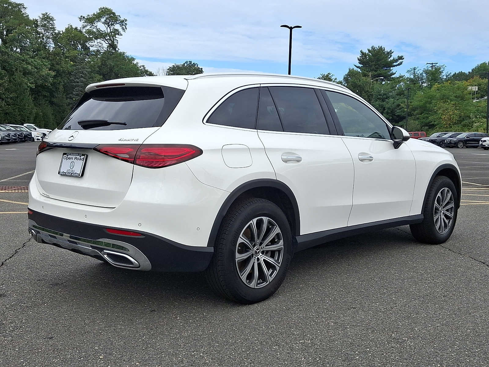 Used 2024 Mercedes-Benz GLC 300 4MATIC image 6