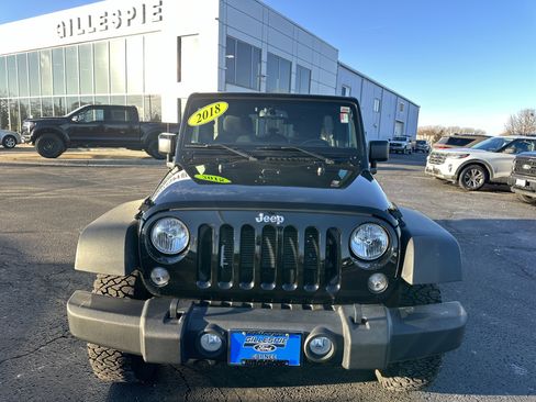 Used 2018 Jeep Wrangler Unlimited Sport S image 9