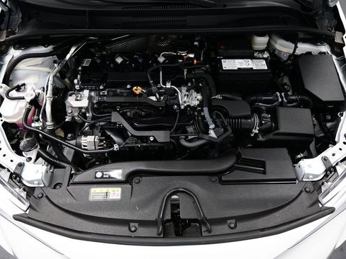 Used 2025 Toyota Corolla LE FWD image 39