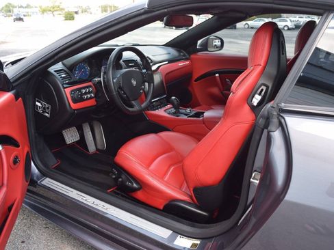 Used 2019 Maserati GranTurismo Sport RWD image 30
