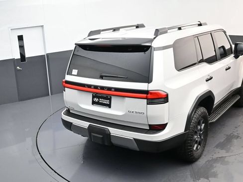 Used 2024 Lexus GX 550 AWD/4WD image 20