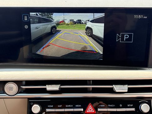 Used 2025 Hyundai Tucson SEL FWD image 18