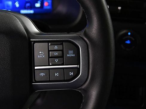 Used 2025 Ford F150 Lightning Lariat AWD/4WD image 23